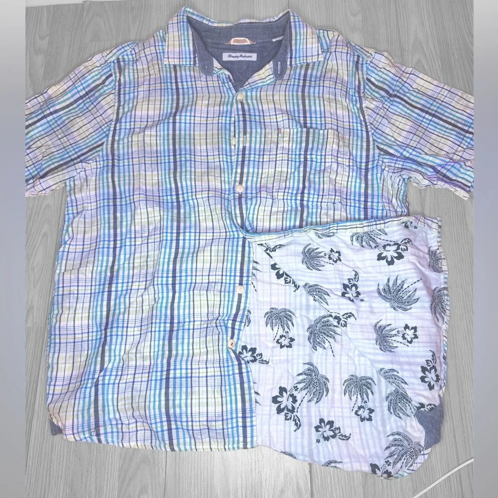 TOMMY BAHAMA Men’s Hideaway Palms Button Down Short Sleeve Shirt
